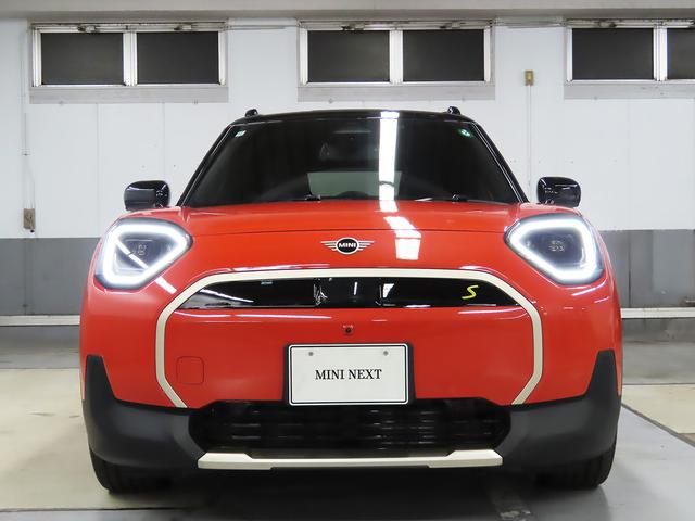 ＭＩＮＩ エースマンＳＥ　フェイバリット・トリム　認定中古車輌　禁煙使用ワンオーナー記録簿　フェイバードトリム　グラデーション内装＋ベスキンダークペトロールシート＋Ｍパッケージ　ハーマンカードン＋プライバシーガラス＋パワーシート　１９ｉｎホイール（18枚目）