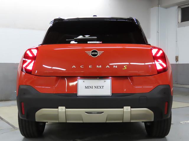 ＭＩＮＩ エースマンＳＥ　フェイバリット・トリム　認定中古車輌　禁煙使用ワンオーナー記録簿　フェイバードトリム　グラデーション内装＋ベスキンダークペトロールシート＋Ｍパッケージ　ハーマンカードン＋プライバシーガラス＋パワーシート　１９ｉｎホイール（23枚目）