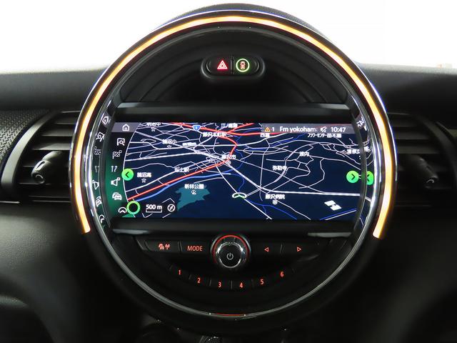 ＭＩＮＩ アイスブルーブラックエディション　認定中古車輌　禁煙　定期点検整備記録簿　３８０台限定特別仕様　外観カラー＋コスモスブラックホイール＋各意匠　６速マニュアル　タッチＨＤＤナビ　前後パークセンサー付バックカメラ　ＬＥＤオートヘッドライト（6枚目）