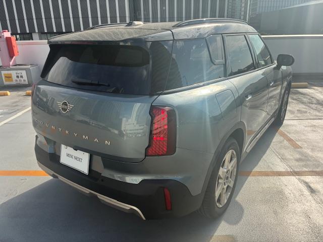 MINI カントリーマンD フェイバリット・トリム 認定中古車輌 禁煙車ワンオーナー記録簿 電動パノラマガラスサンルーフ フェイバードトリム+Mパッケージ ビンテージブラウンパワーシート+専用インテリア+ハーマンカードンスピーカー+アステロイドホイール(14枚目)