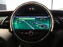 ＭＩＮＩ クーパーＤ　５ドア６０イヤーズ　エディション　特別仕様＝専用インテリア＋ヒーター付Ｙｏｕｒｓダークマロンレザーシート＋エクステリア＋ホイール＋装飾　衝突被害軽減ブレーキ搭載　タッチＨＤＤナビ＋ＥＴＣ　バックカメラ（7枚目）