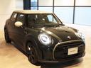 クーパー レゾリュート・エディション 認定中古車輌 禁煙ワンオーナー整備記録簿 特別仕様 外観カラー+各意匠+18inホイール+ヒーター付コンビシート 衝突被害軽減ブレーキ アップルカープレイイ ETC パークセンサー付バックカメラ(17枚目)