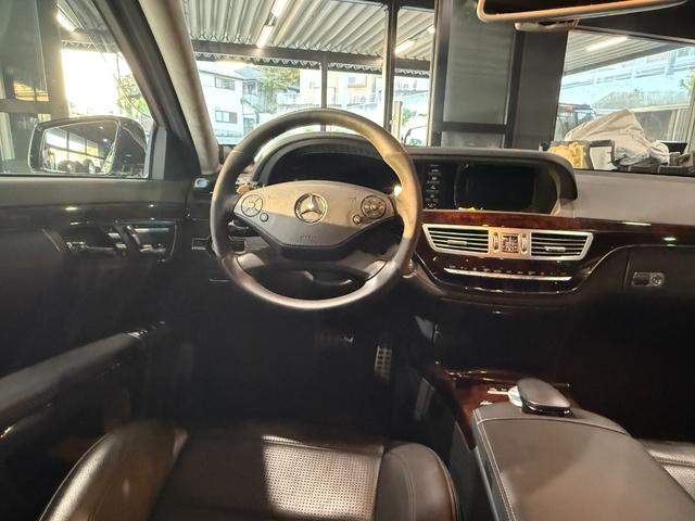 Sクラス S63 AMGロング S63 AMGロング(5名)/パフォーマンスパッケージ/車検令和9年11月/GPSレーダー(48枚目)