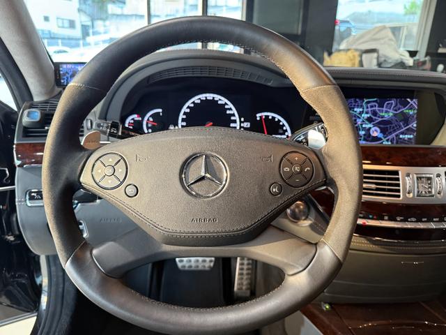 Sクラス S63 AMGロング S63 AMGロング(5名)/パフォーマンスパッケージ/車検令和9年11月/GPSレーダー(54枚目)