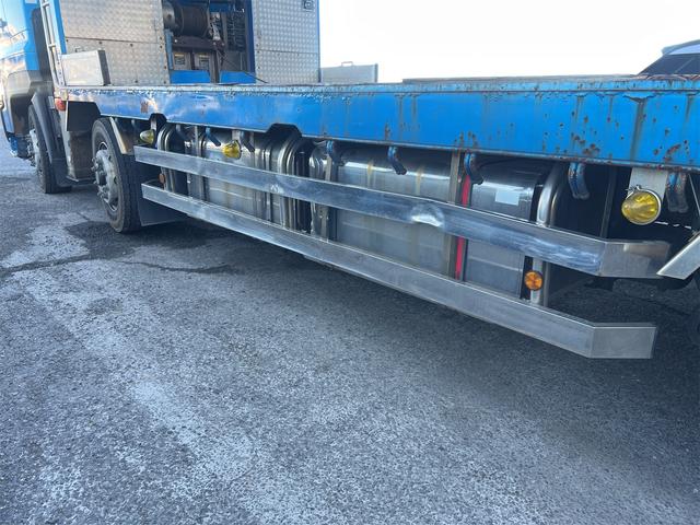 プロフィア 積載車 大型キャリア セルフローダー セーフティーローダー 12.2トン積み ユニックハイキャリア UL-150BRS ハイジャッキ ベッド付 ラジコン ウィンチ付 バックモニター ドライブレコーダー 後輪エアサス スペアキー ETC メッキパーツ 電動ミラー(11枚目)