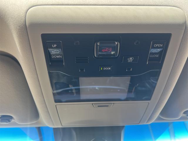 ＬＸ ＬＸ５７０　サンルーフ　三眼ＬＥＤライト　ナビＴＶ　パノラミックビユーモニター　ドライブレコーダー　ＥＴＣ　ＨＵＤ　クールボックス　シートヒーターとクーラー　レクサスセフティーシステム　クルーズ　パワバックドア（11枚目）