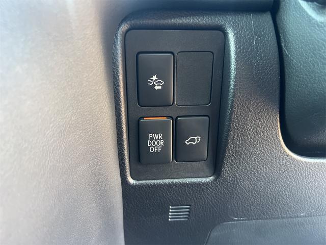 ＬＸ ＬＸ５７０　サンルーフ　三眼ＬＥＤライト　ナビＴＶ　パノラミックビユーモニター　ドライブレコーダー　ＥＴＣ　ＨＵＤ　クールボックス　シートヒーターとクーラー　レクサスセフティーシステム　クルーズ　パワバックドア（17枚目）