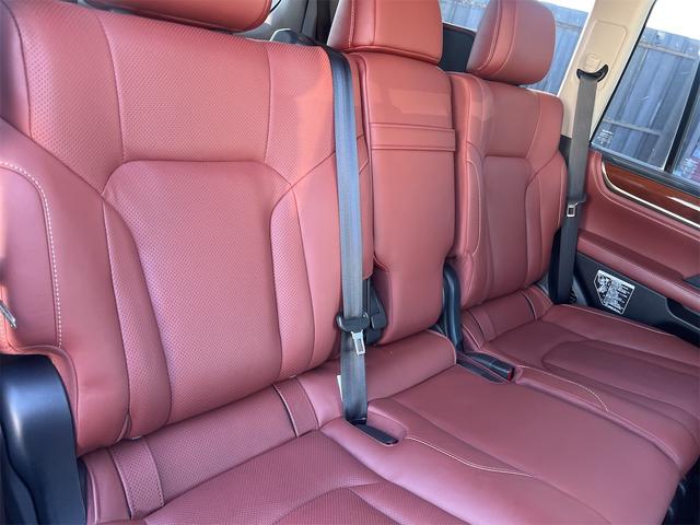 ＬＸ ＬＸ５７０　サンルーフ　三眼ＬＥＤライト　ナビＴＶ　パノラミックビユーモニター　ドライブレコーダー　ＥＴＣ　ＨＵＤ　クールボックス　シートヒーターとクーラー　レクサスセフティーシステム　クルーズ　パワバックドア（31枚目）