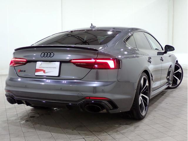 アウディ ＲＳ５スポーツバック