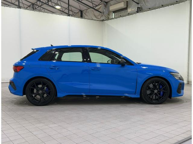 お客様がお車についてお考えになられたその時、弊社が思い浮かんで頂けるようにお車に関する事は何でも承ります。新車の販売も国産、輸入車問わず可能です。勿論各種整備や板金、保険等も取り扱っております。