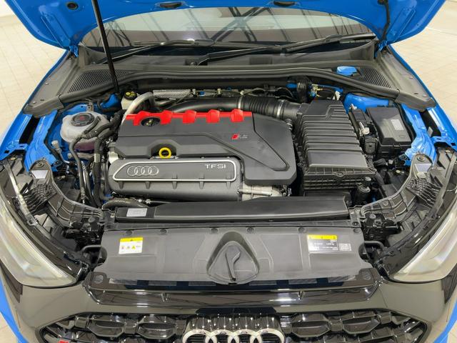 Ａｕｄｉのインテリアはエクステリア同様、優れたデザイン性とクオリティ、そして機能性を兼ね備えていることで世界中から支持されています。