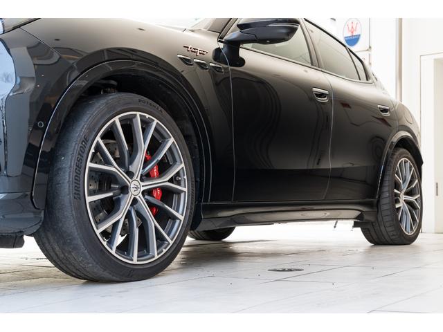 グレカーレ トロフェオ　タイヤ２本新品　Ｓｏｎｕｓｆａｂｅｒ　テックアシスタンスＰＫＧ　カーボントリム　２１ＡＷ　ヘッドアップディスプレイ　ドライバーアシスタンスプラス　ベンチレーション　ステアリングヒーター　トラベルＰＫＧ（34枚目）