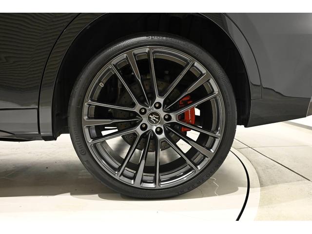 レヴァンテ トロフェオ　４ＷＤ　赤革　パノラマルーフ　ハーマンカードン　２２インチホイール　禁煙車　エアサス　シートエアコン　パワーシート　ＬＥＤヘッドライト　ＥＴＣ　シートヒーター　ワンオーナー（16枚目）