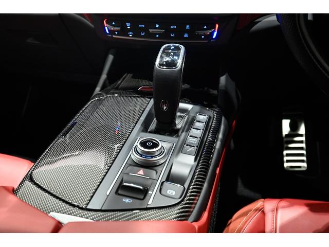 レヴァンテ トロフェオ　４ＷＤ　赤革　パノラマルーフ　ハーマンカードン　２２インチホイール　禁煙車　エアサス　シートエアコン　パワーシート　ＬＥＤヘッドライト　ＥＴＣ　シートヒーター　ワンオーナー（50枚目）