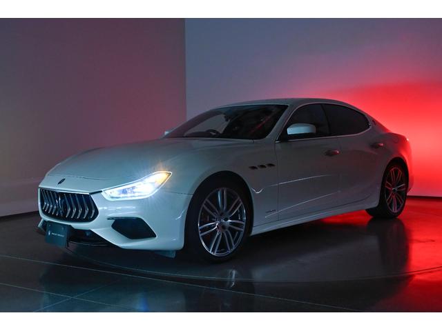 ギブリ S グランスポーツ 赤革 赤キャリパー 20インチホイール キーレス ナビTV シートヒーター ドラレコ アダプティブクルーズ 全方位カメラ パワーシート ETC LEDヘッドライト ワンオーナー(5枚目)