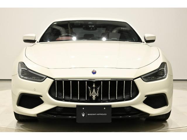 ギブリ S グランスポーツ 赤革 赤キャリパー 20インチホイール キーレス ナビTV シートヒーター ドラレコ アダプティブクルーズ 全方位カメラ パワーシート ETC LEDヘッドライト ワンオーナー(8枚目)