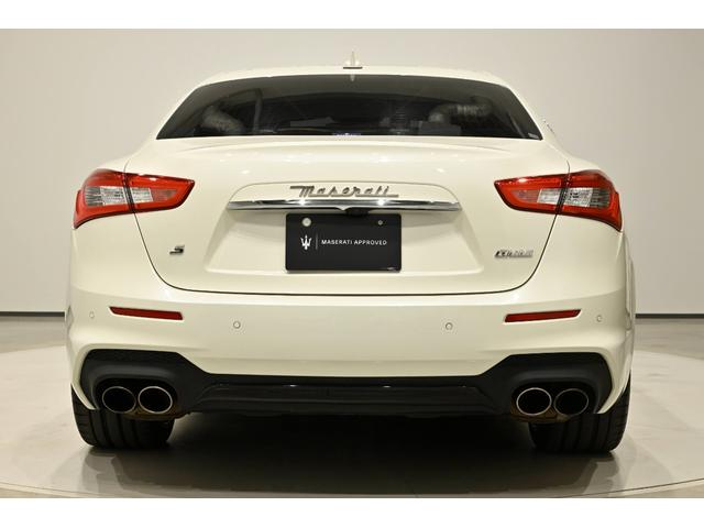 ギブリ S グランスポーツ 赤革 赤キャリパー 20インチホイール キーレス ナビTV シートヒーター ドラレコ アダプティブクルーズ 全方位カメラ パワーシート ETC LEDヘッドライト ワンオーナー(13枚目)