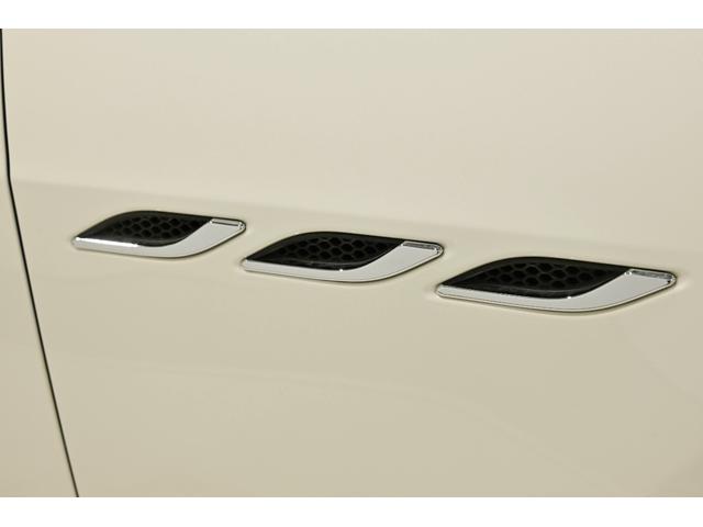 ギブリ S グランスポーツ 赤革 赤キャリパー 20インチホイール キーレス ナビTV シートヒーター ドラレコ アダプティブクルーズ 全方位カメラ パワーシート ETC LEDヘッドライト ワンオーナー(15枚目)