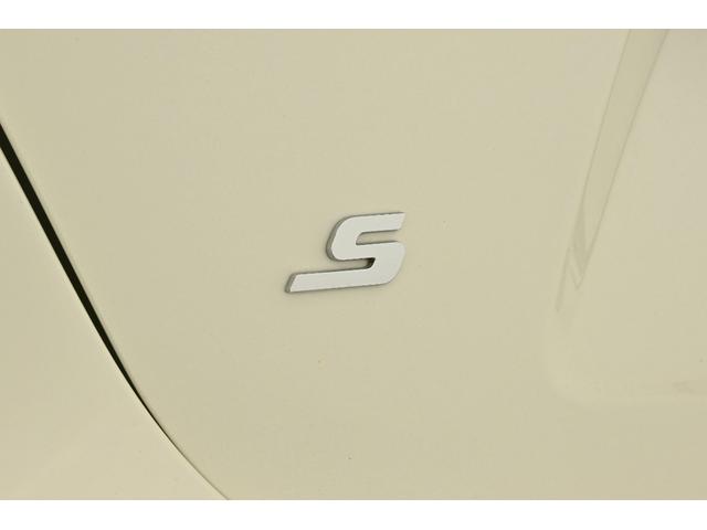 ギブリ S グランスポーツ 赤革 赤キャリパー 20インチホイール キーレス ナビTV シートヒーター ドラレコ アダプティブクルーズ 全方位カメラ パワーシート ETC LEDヘッドライト ワンオーナー(19枚目)