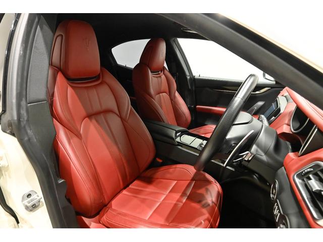 ギブリ S グランスポーツ 赤革 赤キャリパー 20インチホイール キーレス ナビTV シートヒーター ドラレコ アダプティブクルーズ 全方位カメラ パワーシート ETC LEDヘッドライト ワンオーナー(24枚目)