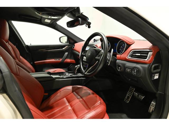 ギブリ S グランスポーツ 赤革 赤キャリパー 20インチホイール キーレス ナビTV シートヒーター ドラレコ アダプティブクルーズ 全方位カメラ パワーシート ETC LEDヘッドライト ワンオーナー(25枚目)