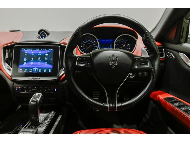 ギブリ S グランスポーツ 赤革 赤キャリパー 20インチホイール キーレス ナビTV シートヒーター ドラレコ アダプティブクルーズ 全方位カメラ パワーシート ETC LEDヘッドライト ワンオーナー(26枚目)