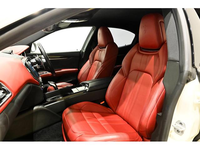 ギブリ S グランスポーツ 赤革 赤キャリパー 20インチホイール キーレス ナビTV シートヒーター ドラレコ アダプティブクルーズ 全方位カメラ パワーシート ETC LEDヘッドライト ワンオーナー(34枚目)