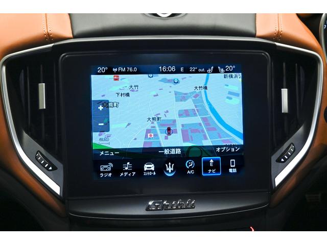 ギブリ グランスポーツ 茶革 レッドキャリパー アルカンターラヘッドライナー サンルーフ コーナーセンサー サラウンドビューカメラ 本革シート バックモニター スマートキー LED ターボ ナビTV 1オーナー ETC(24枚目)