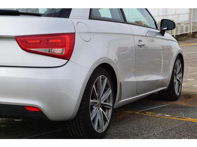 Ａ１ １．４ＴＦＳＩ　Ｂｌｕｅｔｏｏｔｈ接続　ナビ　ＥＴＣ　７速ＤＣＴ　ターボ　アイバッハ　レースチップ（33枚目）