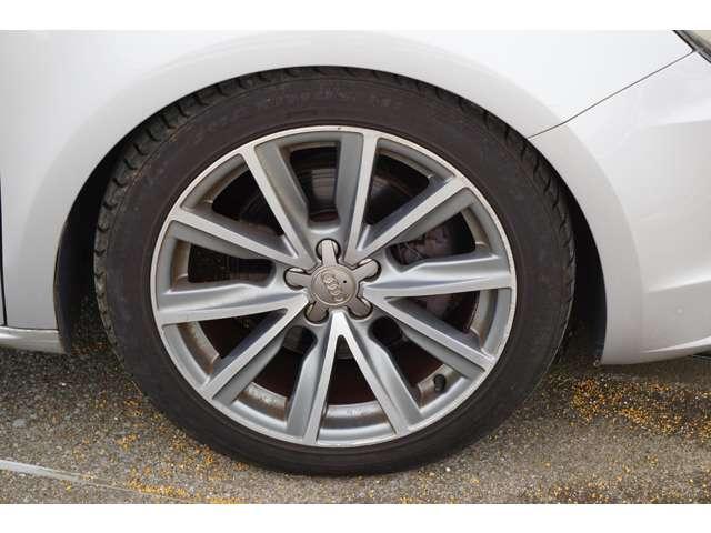Ａ１ １．４ＴＦＳＩ　Ｂｌｕｅｔｏｏｔｈ接続　ナビ　ＥＴＣ　７速ＤＣＴ　ターボ　アイバッハ　レースチップ（39枚目）