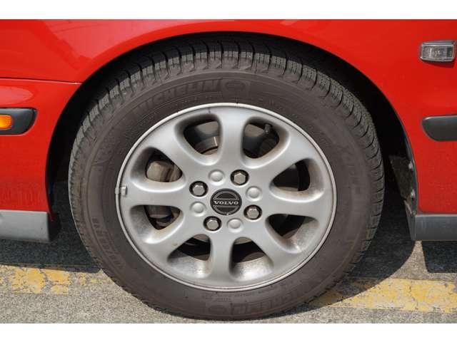 V40 ノルディック 夏冬タイヤ2SET 本革ヒーター ETC(6枚目)