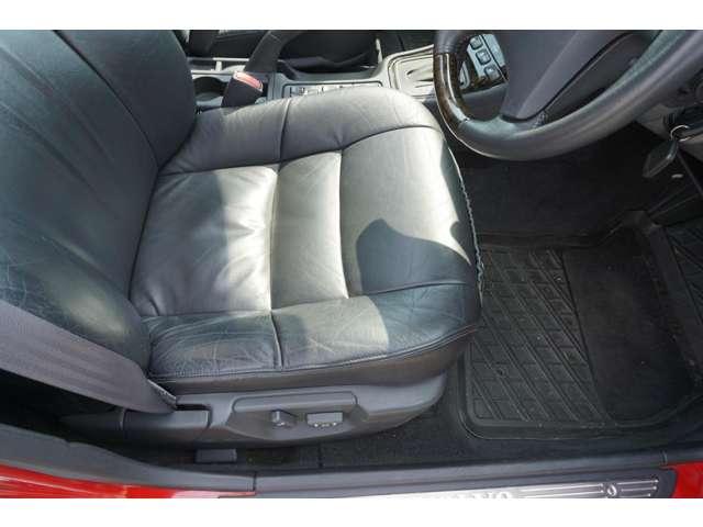 V40 ノルディック 夏冬タイヤ2SET 本革ヒーター ETC(41枚目)