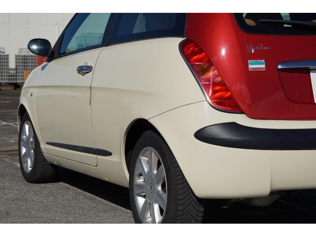 イプシロン 　１．４１６Ｖ　Ｄ．Ｆ．Ｎ　Ｂ－ＣＯＬＯＲＥ記録簿　禁煙　内外装特別色　検８／６　タイベル交換済　本革　純正ＢＯＳＥ　ＵＳＢ＆Ｂｌｕｅｔｏｏｔｈ接続　前後ドラレコ　ＥＴＣ　クルコン（17枚目）