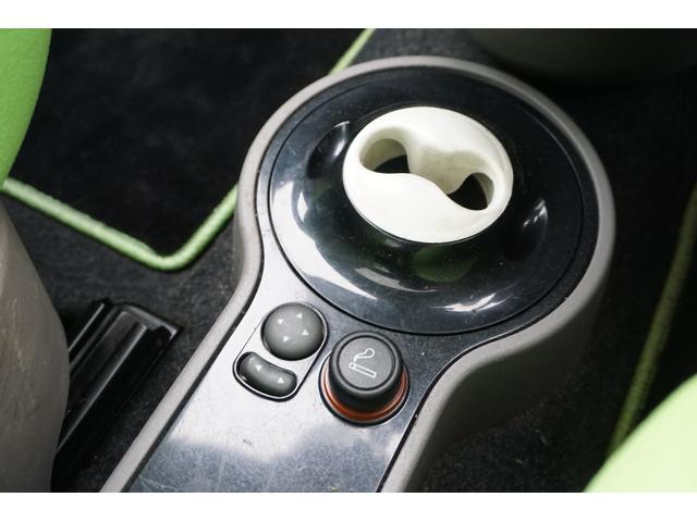 ニューパンダ アレッシィ 検2年 キーレス 記録簿 Wサンルーフ Bカメ USBオーディオ 前後ドラレコ(33枚目)