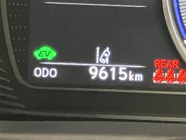 ＵＸ ＵＸ２５０ｈ　バージョンＣ　衝突被害軽減システム　ＥＴＣ　１７インチアルミホイール　オートクルーズコントロール　ＬＥＤヘッドランプ　オートマチックハイビーム　パワーシート　シートヒーター　メモリーナビ　ＤＶＤ再生　バックカメラ（14枚目）