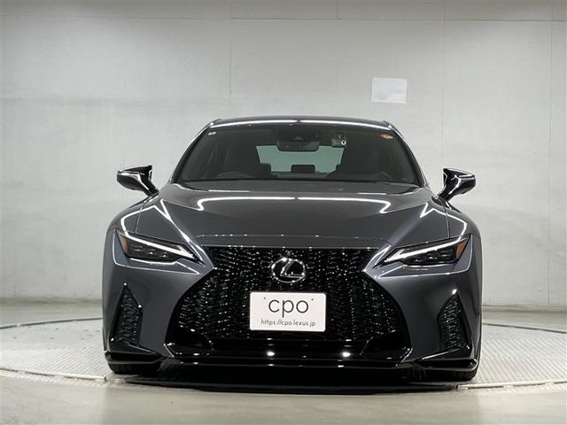 ＩＳ ＩＳ３００　ＦスポーツモードブラックＳ　衝突被害軽減システム　ＥＴＣ　アルミホイール　オートクルーズコントロール　レーンアシスト　ＬＥＤヘッドランプ　オートマチックハイビーム　パワーシート　シートヒーター　メモリーナビ　バックカメラ（5枚目）