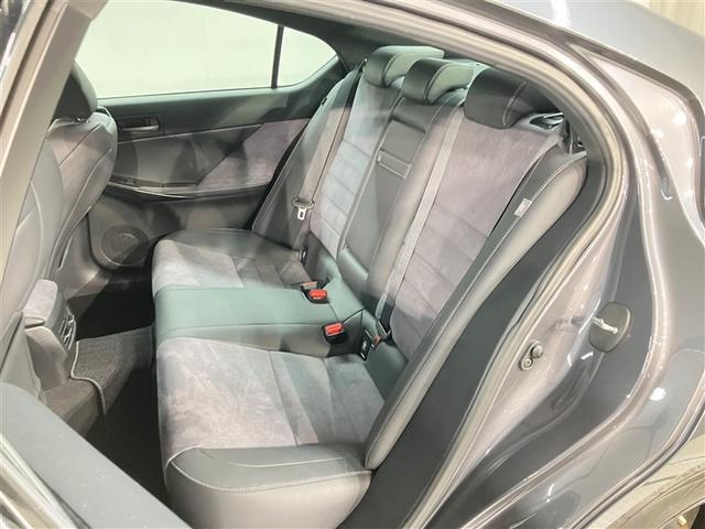 ＩＳ ＩＳ３００　ＦスポーツモードブラックＳ　衝突被害軽減システム　ＥＴＣ　アルミホイール　オートクルーズコントロール　レーンアシスト　ＬＥＤヘッドランプ　オートマチックハイビーム　パワーシート　シートヒーター　メモリーナビ　バックカメラ（18枚目）