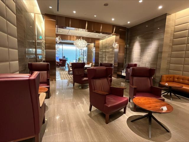 ＩＳ ＩＳ３００　ＦスポーツモードブラックＳ　衝突被害軽減システム　ＥＴＣ　アルミホイール　オートクルーズコントロール　レーンアシスト　ＬＥＤヘッドランプ　オートマチックハイビーム　パワーシート　シートヒーター　メモリーナビ　バックカメラ（23枚目）