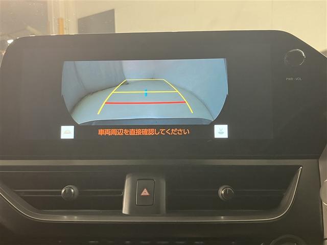 ＵＸ ＵＸ２５０ｈ　バージョンＬ　衝突被害軽減システム　ＥＴＣ　１８インチアルミホイール　オートクルーズコントロール　ＬＥＤヘッドランプ　電動リアゲート　オートマチックハイビーム　革シート　パワーシート　シートヒーター　メモリーナビ（8枚目）