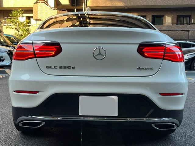 ＧＬＣ２２０ｄ　４マチッククーペスポーツ（本革仕様）　４ＷＤ　ＨＤＤナビ　ＥＴＣ　バックカメラ　革シート　サンルーフ　フルセグ　全周囲カメラ　電動リアゲート　シートヒーター　アイドリングストップ　アダプティブクルーズコントロール　ＵＳＢ入力端子(21枚目)