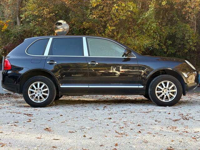 カイエン ベースグレード　タイヤ新品（8枚目）