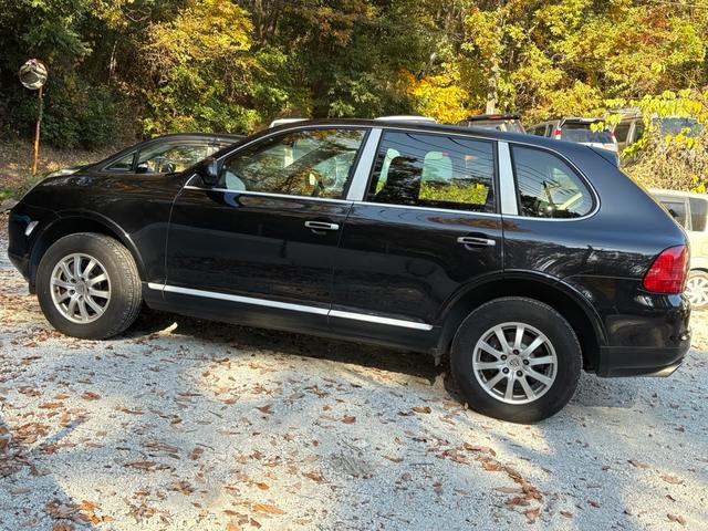 カイエン ベースグレード　タイヤ新品（10枚目）