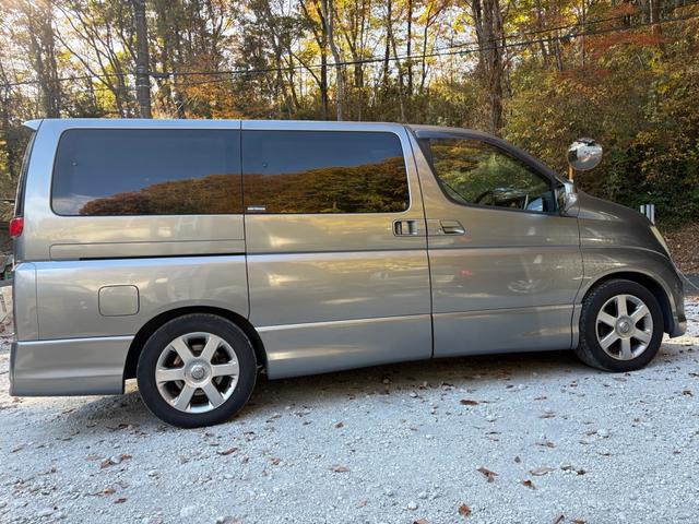 エルグランド ハイウェイスター（9枚目）