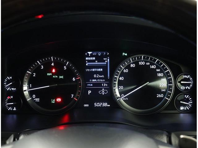 ＬＸ ＬＸ５７０　マークレビンソン　リヤシートエンターテインメントシステム　ムーンルーフ　２１インチアルミホイール　ＥＴＣ２．０　パノラミックビューモニター（18枚目）