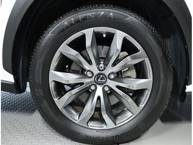 ＮＸ ＮＸ３００ｈ　Ｆスポーツ　ムーンルーフ　ヘッドアップディスプレイ　三眼フルＬＥＤヘッドランプ　ブラインドスポットモニター　全周囲カメラパノラミックビューモニター　ハイブリッド　認定中古車ＣＰＯ（16枚目）