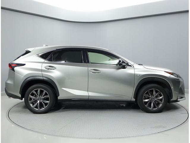 NX NX200t Fスポーツ 本革シート プリクラッシュセーフティシステム パワーバックドア クリアランスソナー パノラミックビューモニター ターボ ブラインドスポットモニター(11枚目)