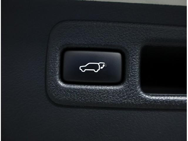 NX NX200t Fスポーツ 本革シート プリクラッシュセーフティシステム パワーバックドア クリアランスソナー パノラミックビューモニター ターボ ブラインドスポットモニター(21枚目)