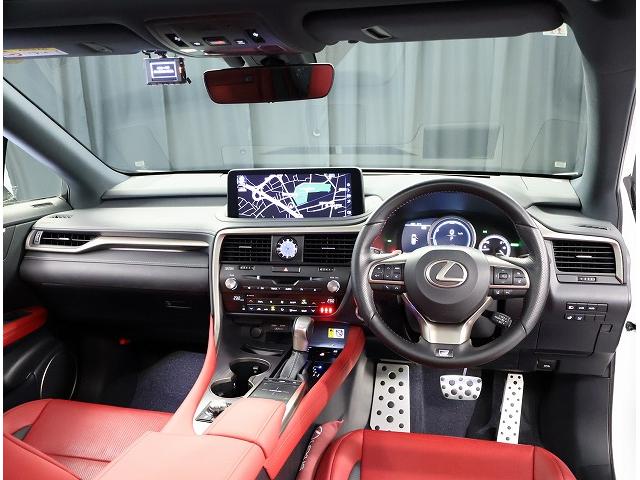 RX RX450h Fスポーツ TRD製エアロ パノラマルーフ マークレビンソンプレミアムサウンドシステム パノラミックビューモニター セカンドシートヒーター セカンドパワーシート 三眼フルLEDヘッドランプ 認定中古車CPO(3枚目)