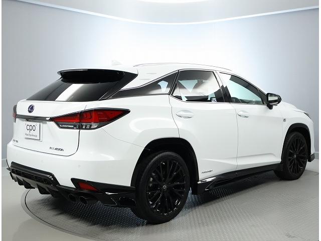 RX RX450h Fスポーツ TRD製エアロ パノラマルーフ マークレビンソンプレミアムサウンドシステム パノラミックビューモニター セカンドシートヒーター セカンドパワーシート 三眼フルLEDヘッドランプ 認定中古車CPO(13枚目)
