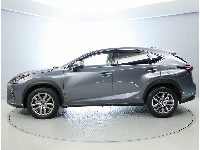 NX NX300h バージョンL AWD ムーンルーフ 全周囲カメラパノラミックビューモニター 寒冷地仕様 ブラインドスポットモニター カラーヘッドアップディスプレー ハイブリット 認定中古車CPO(10枚目)
